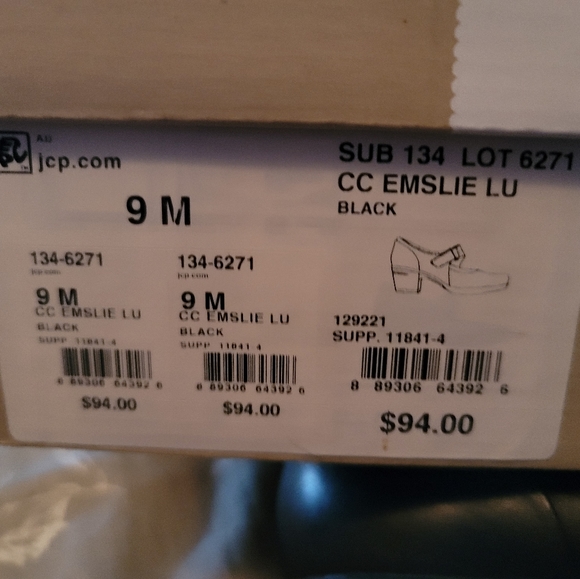 Clark's pump - Picture 2 of 4